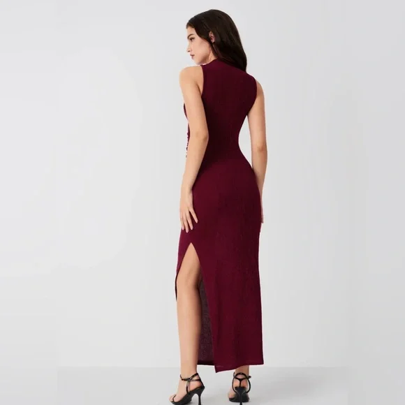 BURGUNDY HIGH NECK SPLIT MAXI DRESS - Picture 2 of 3